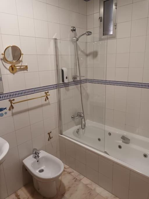 Apartamento Puerta Real Севілья Екстер'єр фото