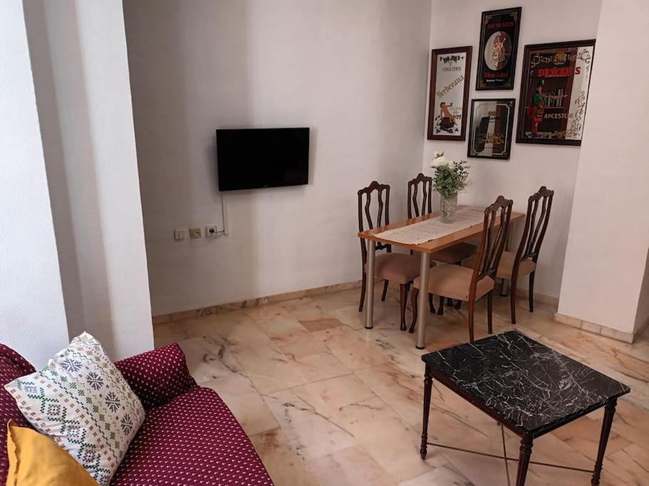 Apartamento Puerta Real Севілья Екстер'єр фото
