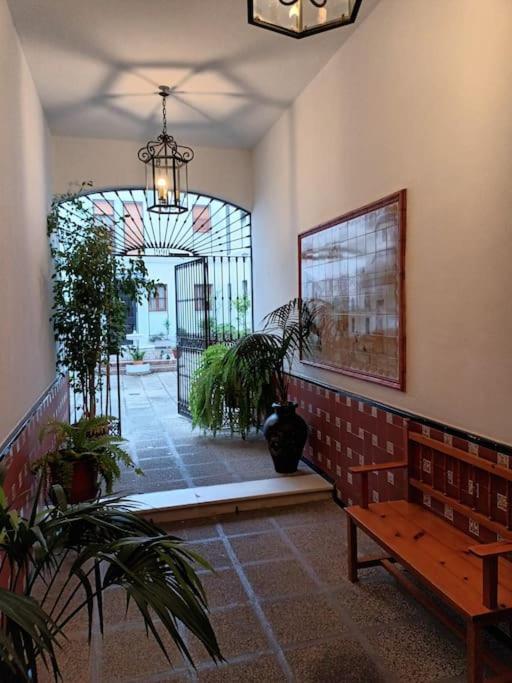 Apartamento Puerta Real Севілья Екстер'єр фото